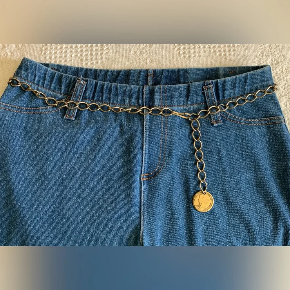 Vintage 90’s Y2K Gold Tone Adjustable Chain Waist Belt With Coin 37”